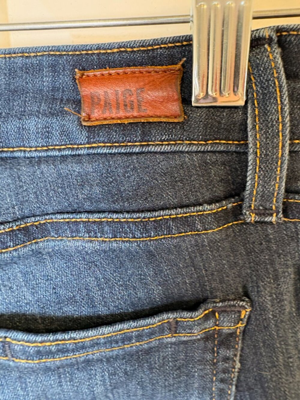 PAIGE Manhattan Armstrong Dark Wash Mid Rise Bootcut Jeans 32" Inseam Size 26 - Picture 5 of 11